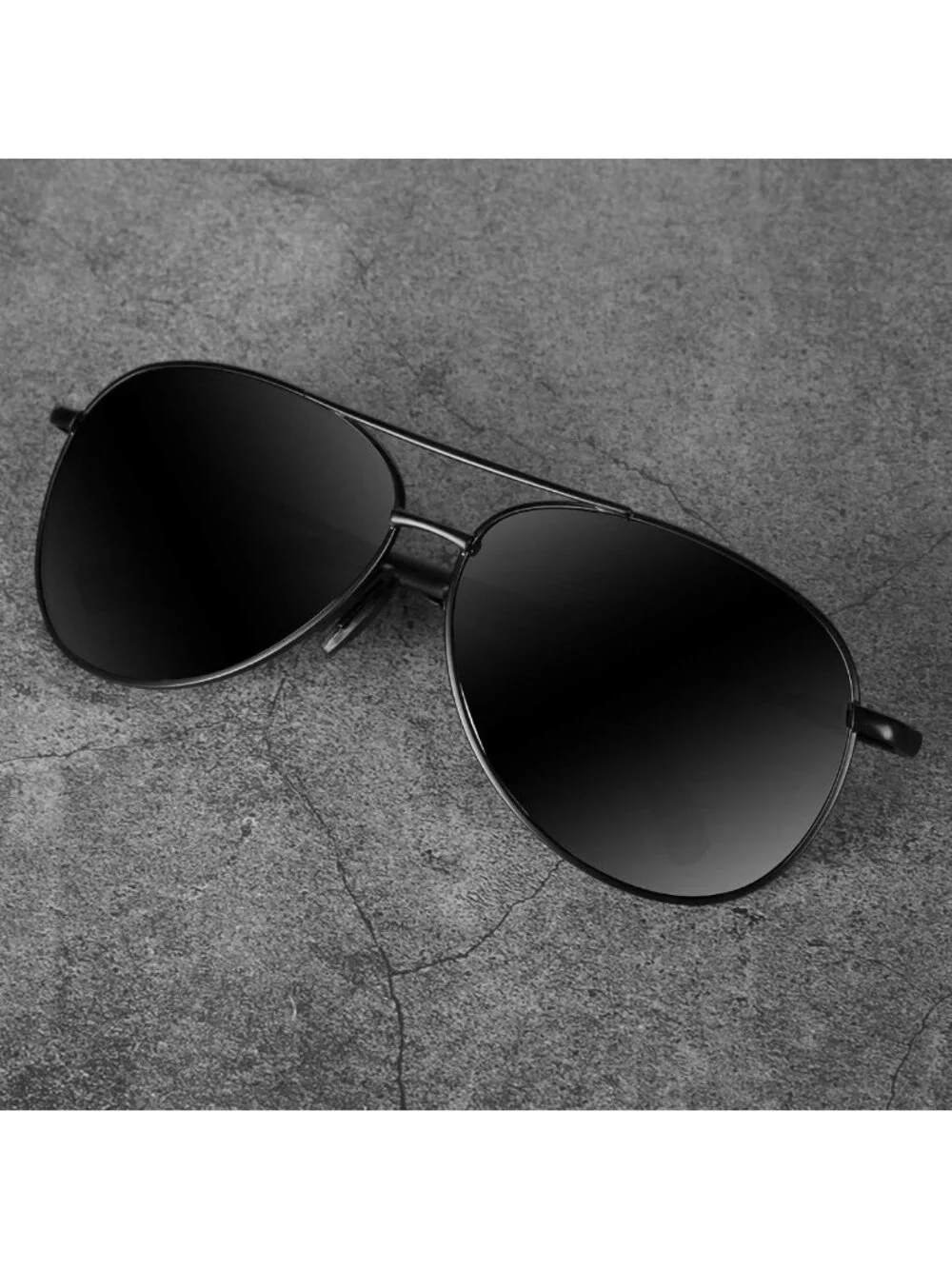 Stylish Polarized Aviator Sunglasses for Men & Women - Outdoor UV Protection